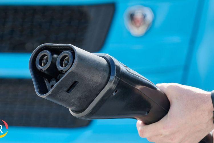 Scania Unveils Megawatt Charging System for Electric Trucks
