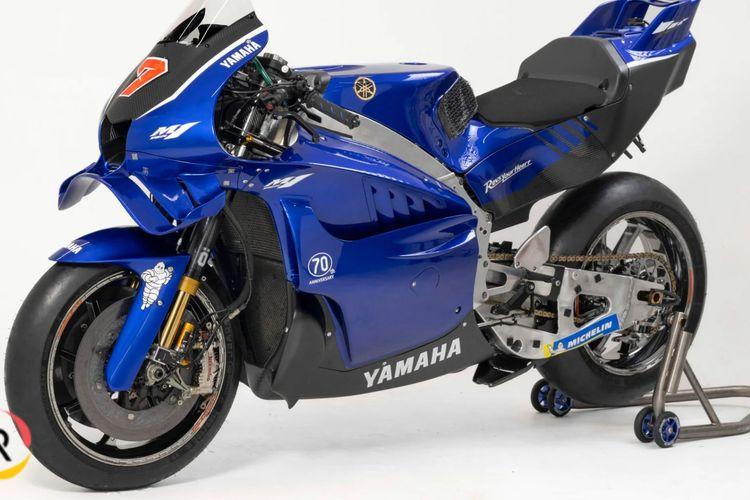 Yamaha Unveils V4 YZR-M1 Prototype