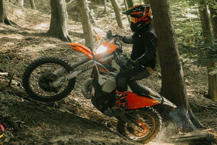 KTM updates 300 EXC HARDENDURO for 2026