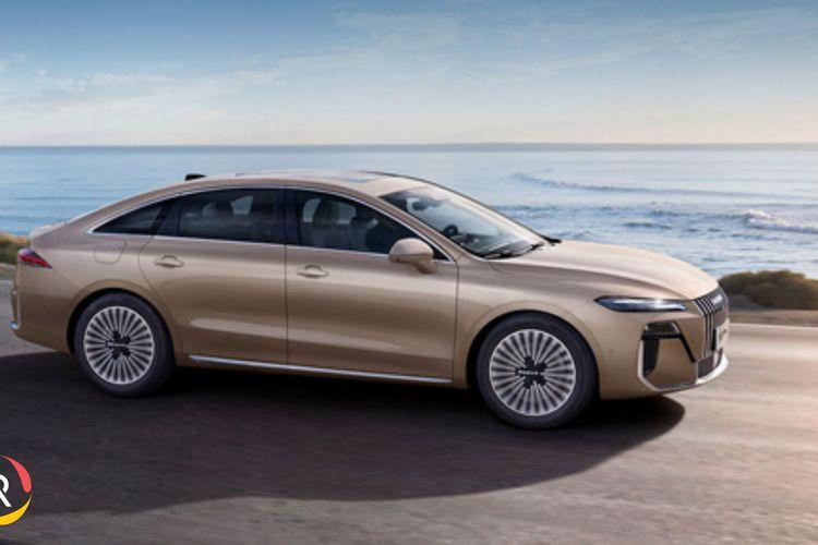 SAIC Unveils Roewe M7 DMH PHEV