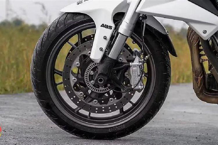 Government Mandates ABS for All Two-Wheelers from Jan 2026