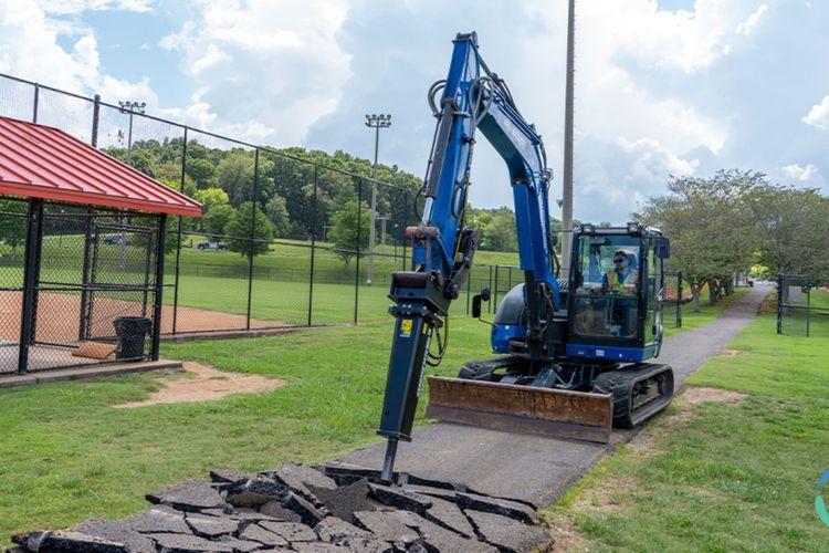 Blue Diamond Unveils 12 Hydraulic Breaker Models