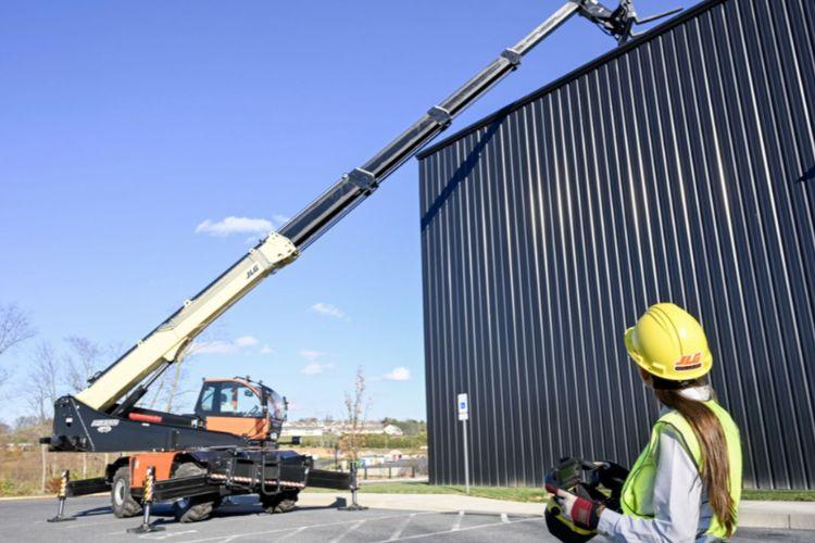 JLG Expands Telehandler Line with New R13100 Model