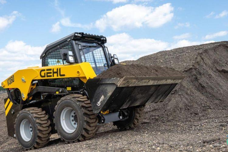 GEHL Unveils 5 New Skid Steers and CTLs for North America