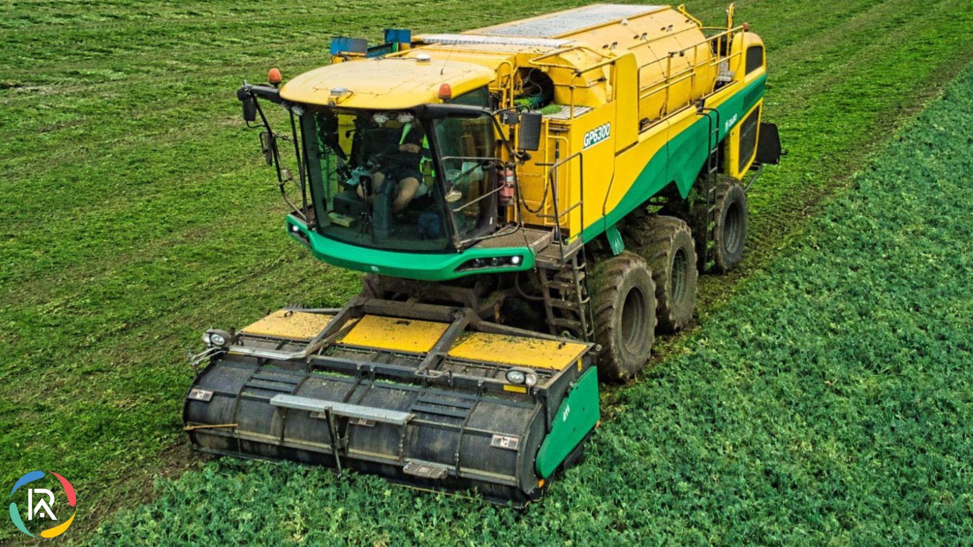 Oxbo Launches GP6300 Next-Generation Pea Harvester