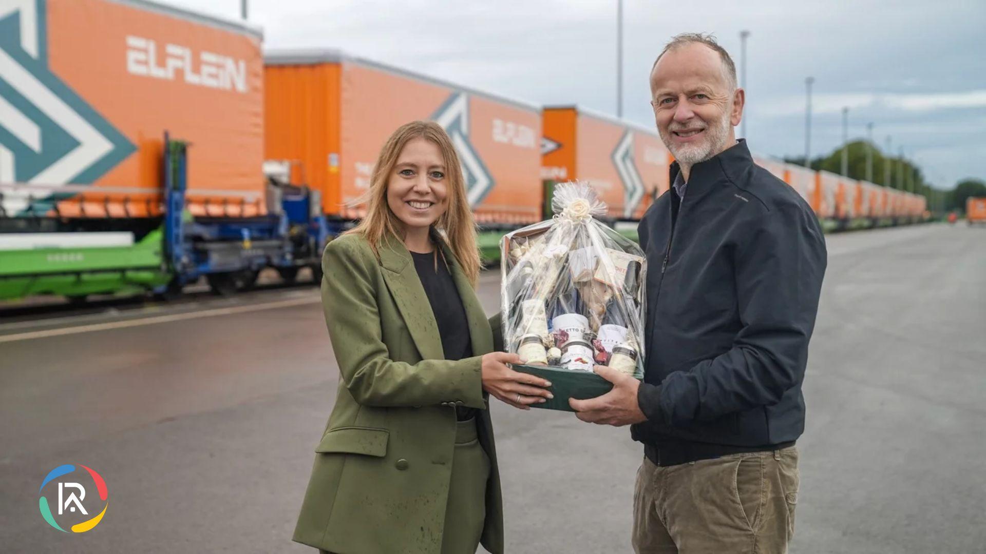 ELFLEIN Orders Mega Liners trailers from KRONE Trailer