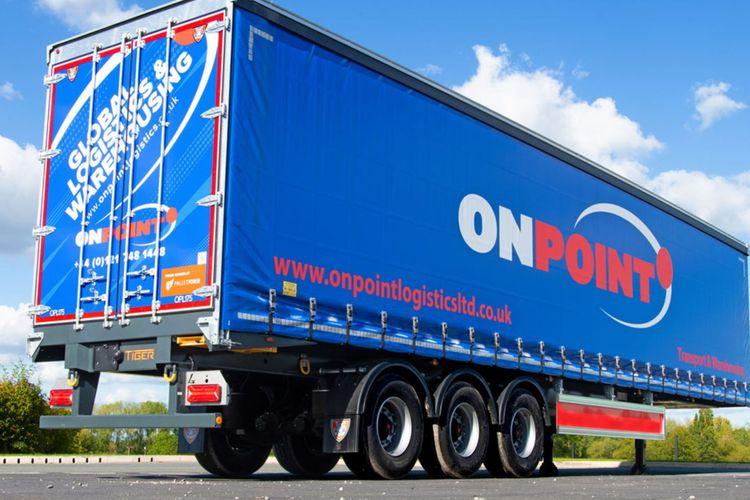Tiger Trailers Delivers Curtainsiders trailers to Onpoint Logistics Fleet