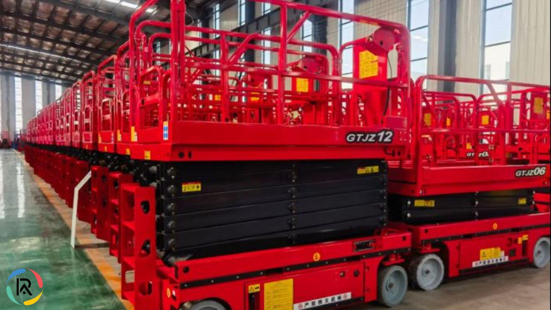 Sinoboom Launches Crawler Mini Scissor Lift 0407ET