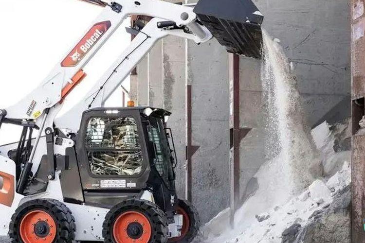 Ignite Unveils 80-Inch Severe-Duty Bucket for Skid Steers