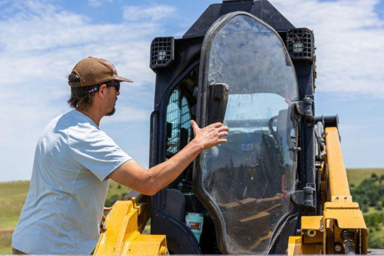 Diamond Mowers: Cab Protection with Polycarbonate