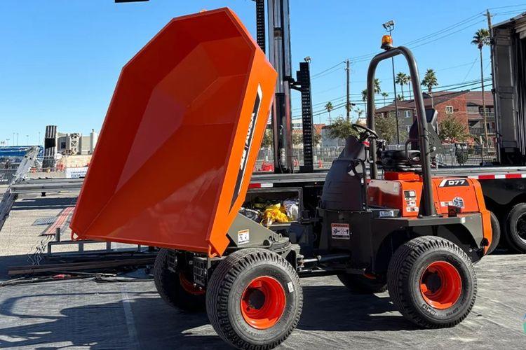 JLG Adds AUSA Dumpers, Forklifts in North America