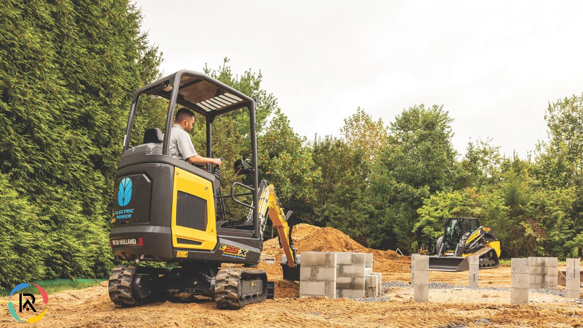 New Holland Introduces Electric Excavator and Loader