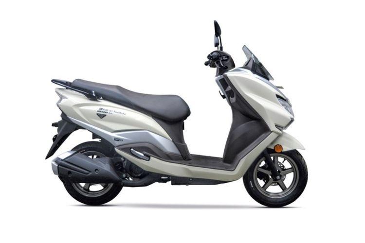 Suzuki Launches Burgman Street EX Scooters Pearl Grace White