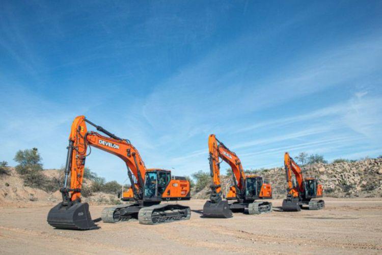 DEVELON Unveils -9 Series Excavators at CONEXPO 2026