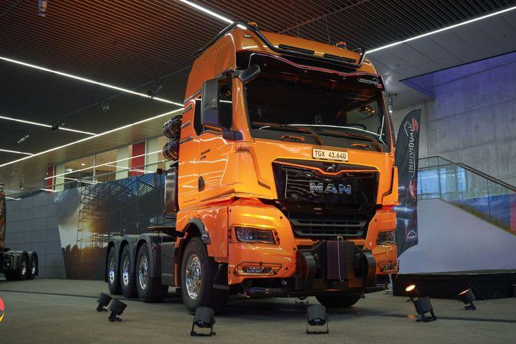MAN Unveils 250-Tonne TGX Heavy-Duty Tractor