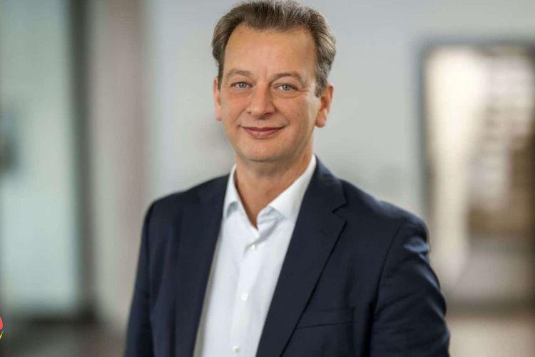 Krone Leadership Change as CEO Frink Steps Down