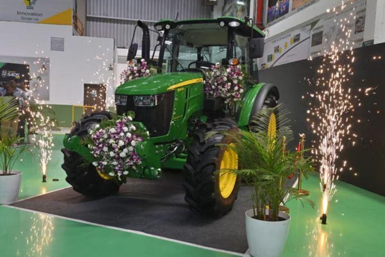 John Deere Introduces 130HP 5M Series Tractor in India