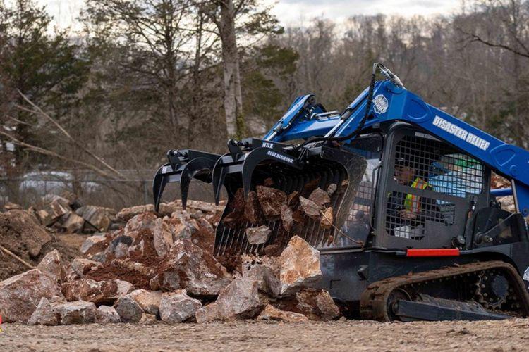 Blue Diamond Launches HDX Rock Grapple Bucket