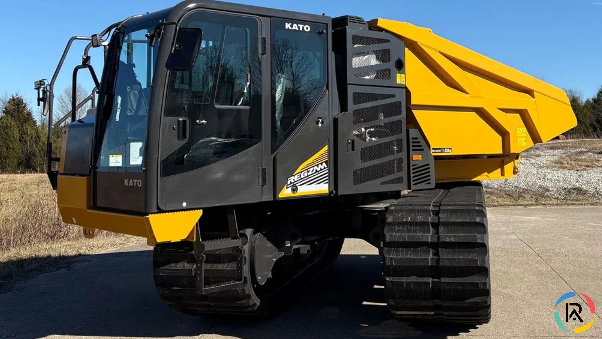 KATO Unveils IC110R Rotating Crawler Carrier