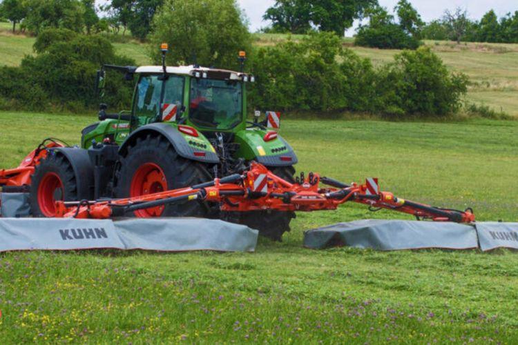 KUHN Unveils Mowers and Balers at Scotgrass