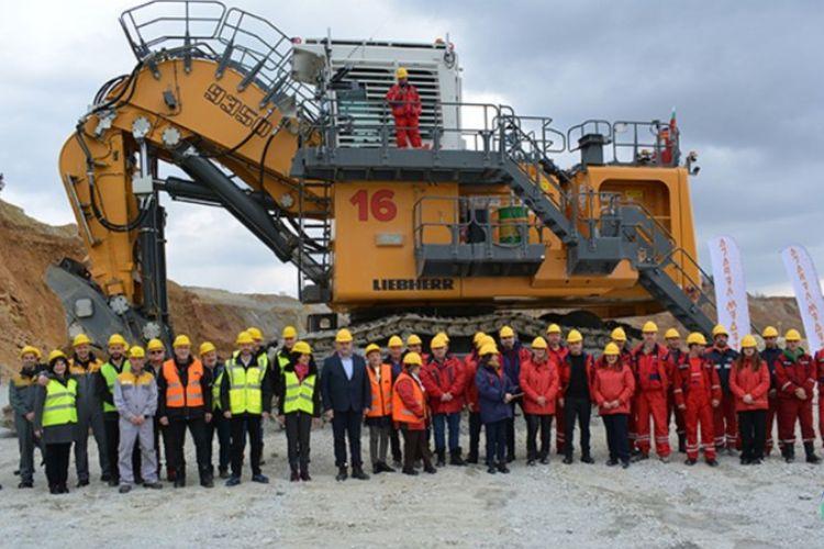 Liebherr Delivers R 9350 E to Assarel Copper Mine