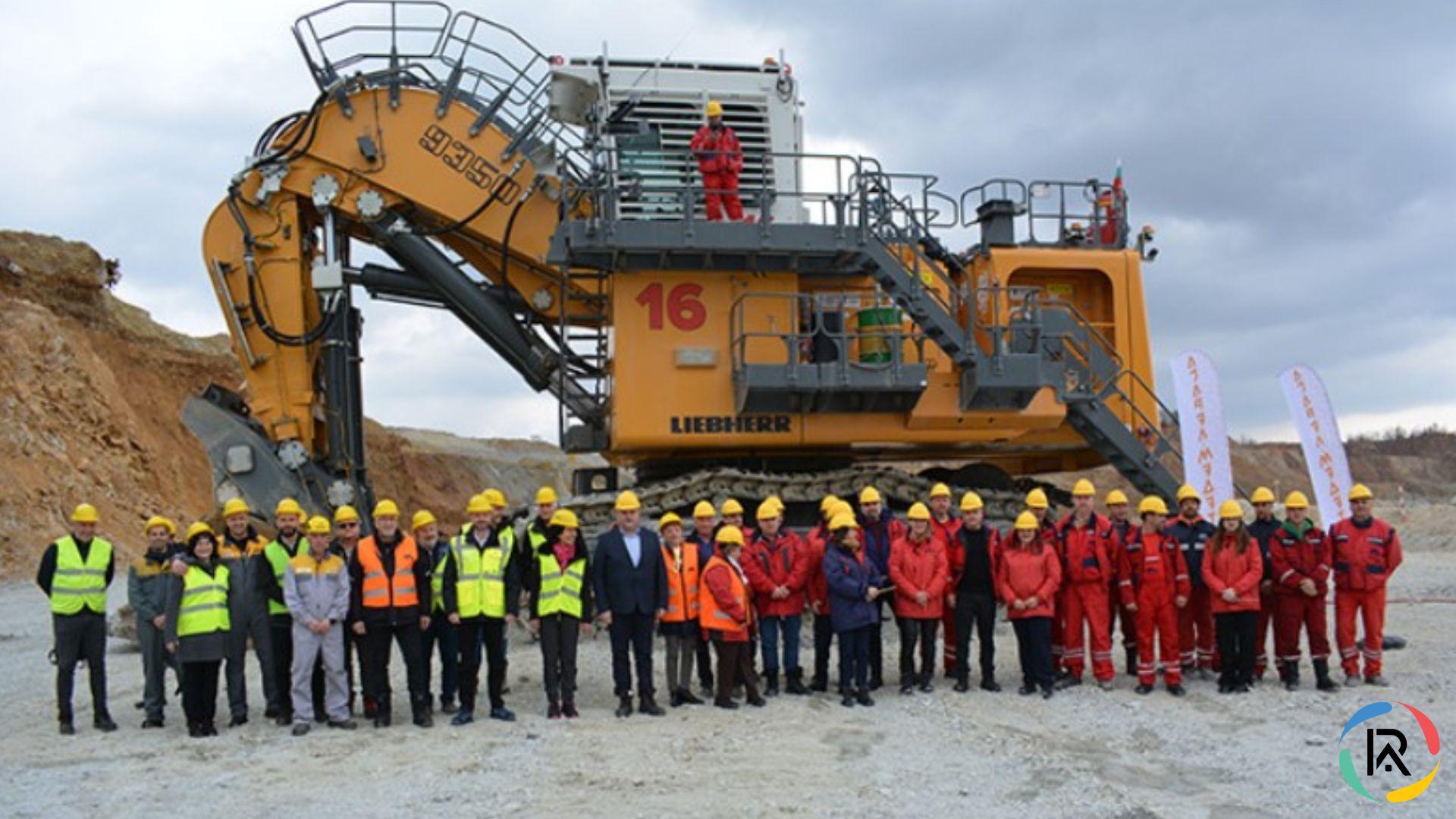 Liebherr Delivers R 9350 E to Assarel Copper Mine