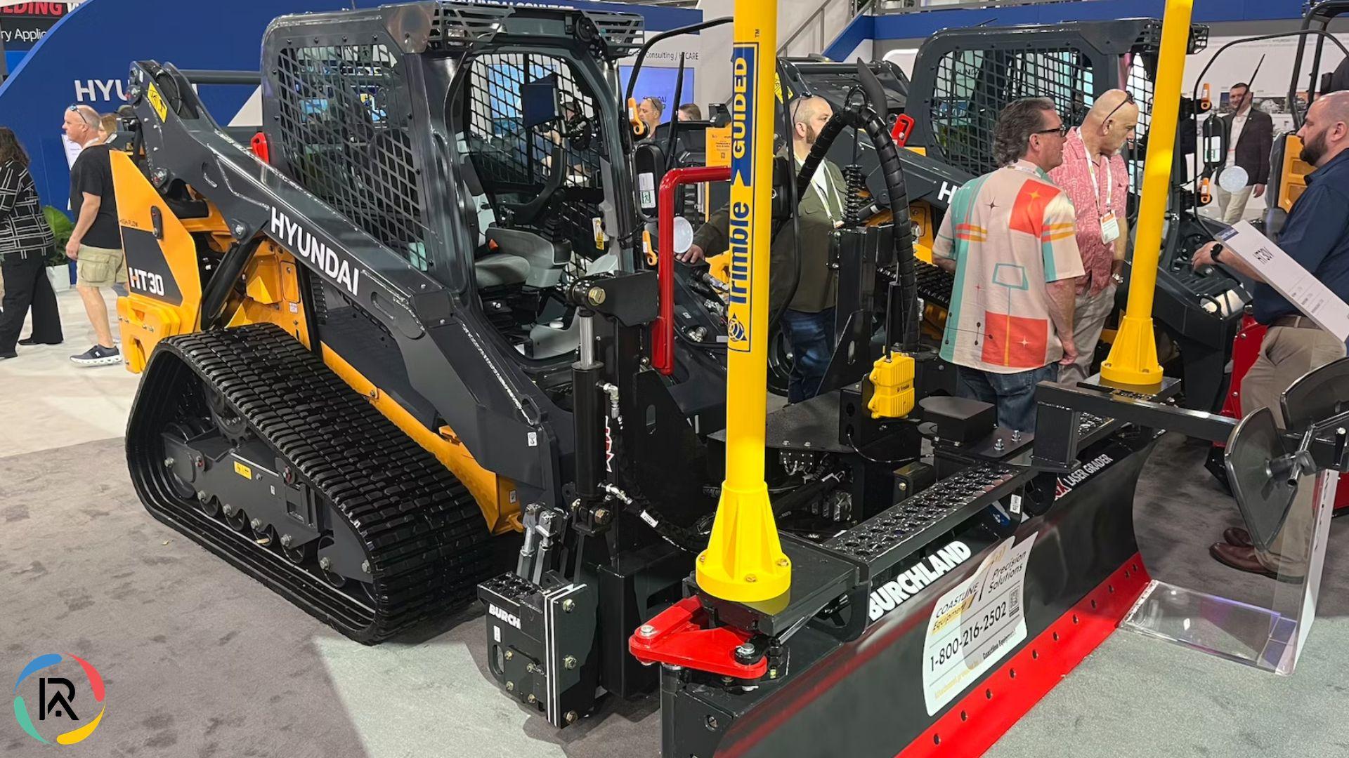 Hyundai Unveils New HT30 Compact Track Loader