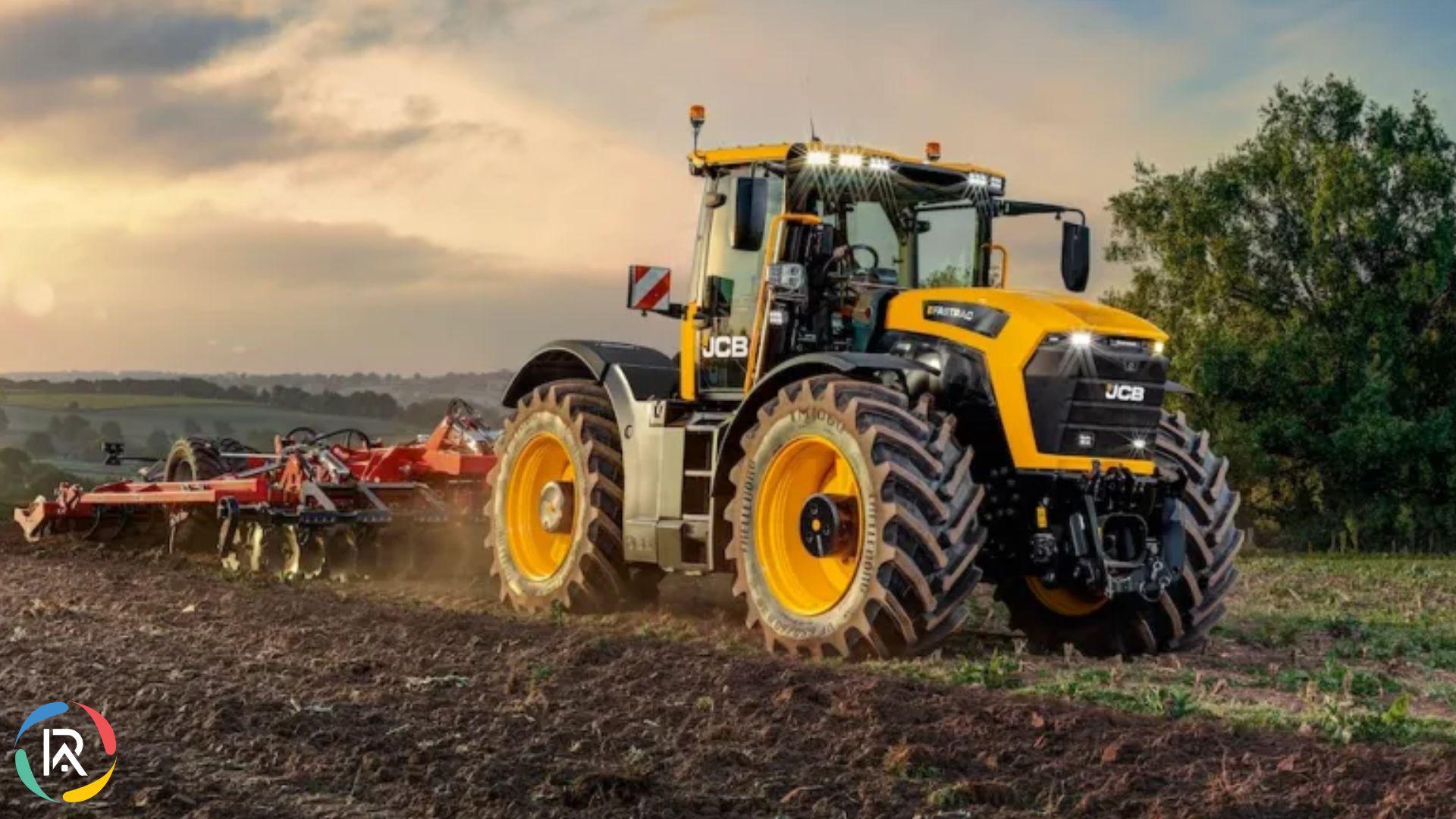JCB Fastrac 6300 Debuts at Highland Show