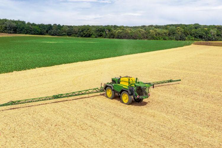 John Deere Expands 500R Sprayer Range