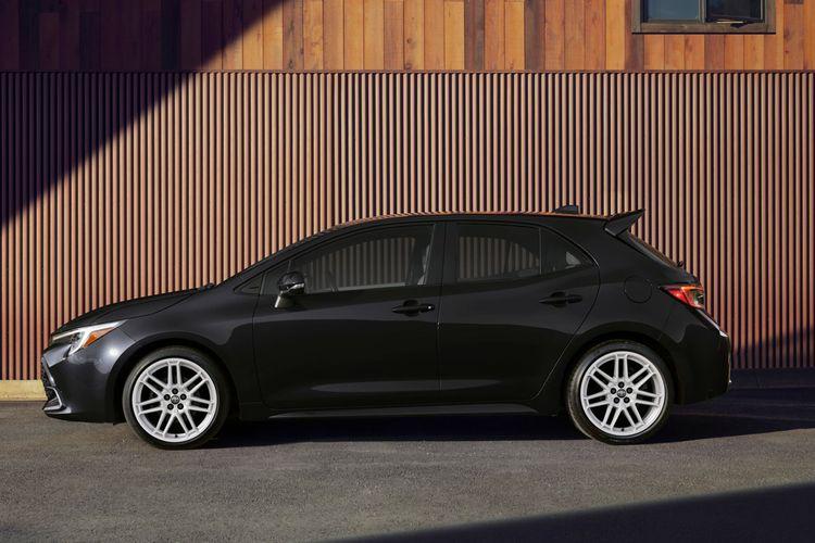 Toyota Unveils 2027 Corolla Hatchback with Enhanced Digital Technology