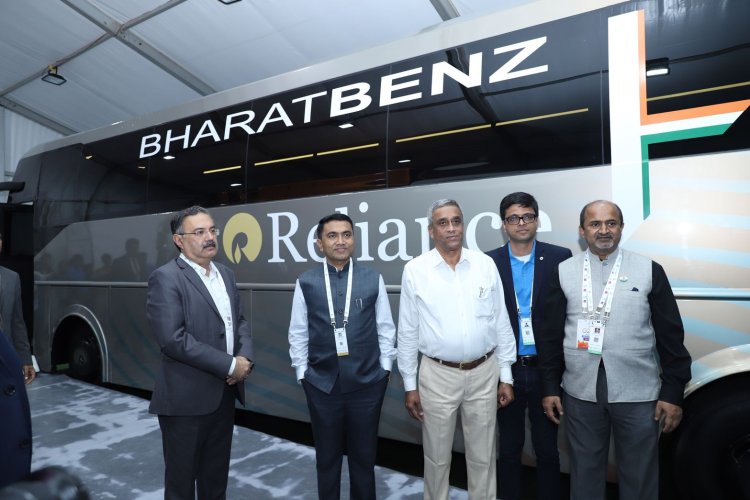 BharatBenz and Reliance Industries comes up with a luxury fuel cell bus concept