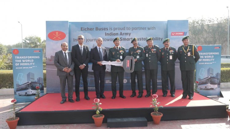 Eicher deliver 6 Skyline Pro E 9M e-buses to Indian Army