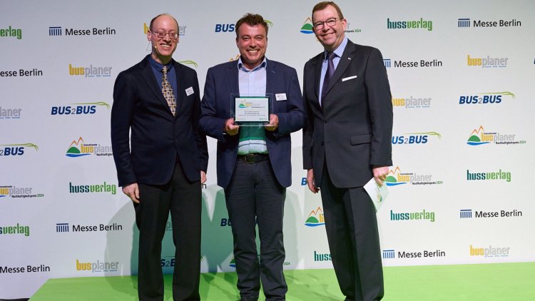 ZF win’s sustainability award at Bus2Bus Trade show