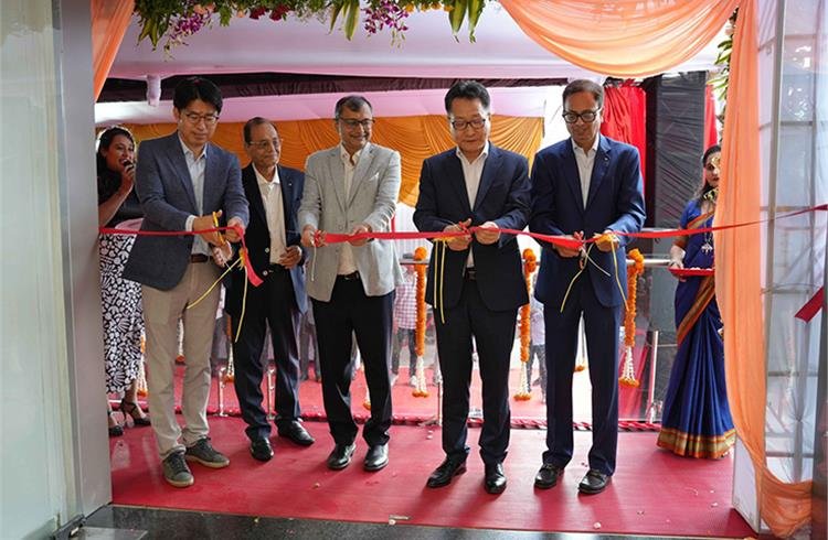 Hyundai Motor India inaugurates three new dealer showrooms in Pune with GDSI 2.0