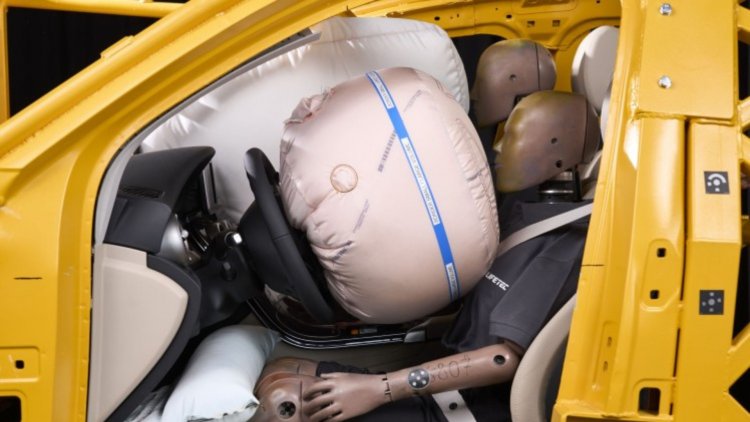 ZF LIFETEC develops airbags for autonomous driving